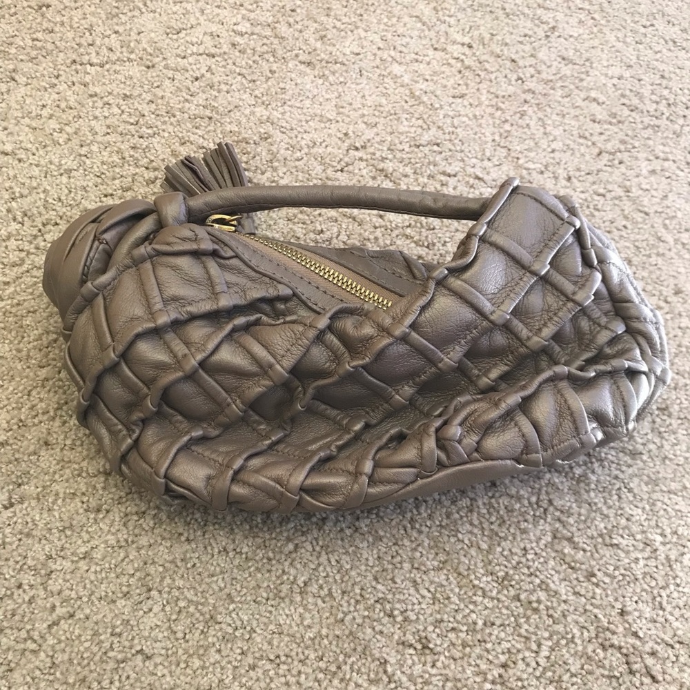 lockheart grey-brown tassel purse